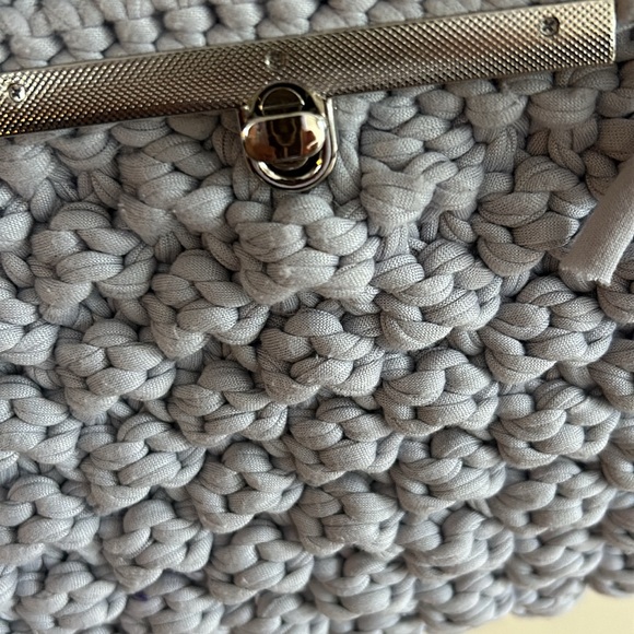 Beautiful purse hand made very unique with inside linnig - Picture 2 of 4